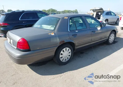 2006 Ford Crown Victoria Police Interceptor z USA, uszkodzony, nr VIN 2FAFP71W86X152187